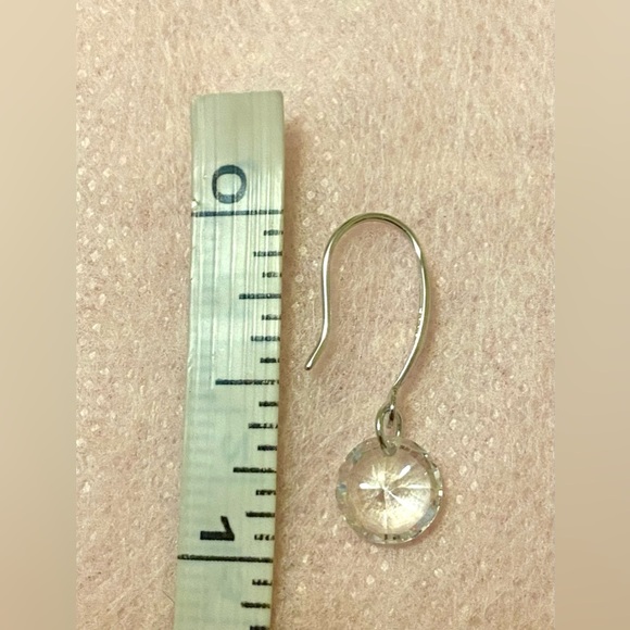 Elegant 925 Silver and Crystal Drop Earrings - Picture 5 of 6